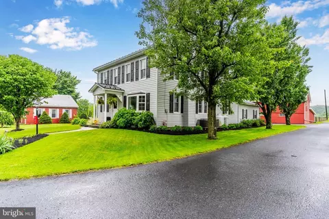 667 Bridgeport Rd, Landisburg, PA 17040