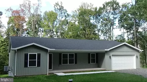 54 Hickory Ridge Rd, Newport, PA 17074