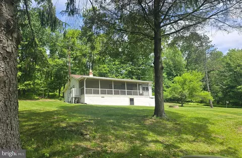 11 Maxwill Ln, Landisburg, PA 17040