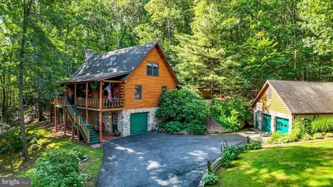 1188 Church Rd, Newport, PA 17074
