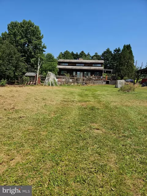 774 Montour Rd, Loysville, PA 17047