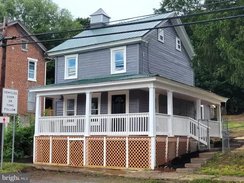 1211 Montour Rd, Loysville, PA 17047