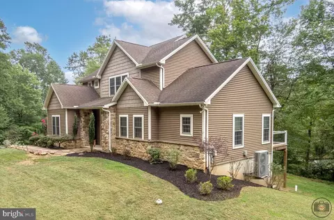 1271 Fox Hollow Rd, Shermans Dale, PA 17090