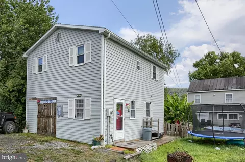 106 N Market St, Liverpool, PA 17045
