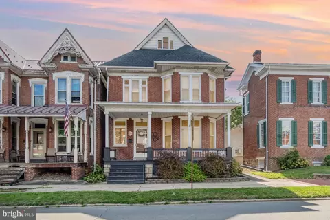 57 4th St, Newport, PA 17074