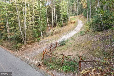 Boots Hollow Road, Newport, PA 17074