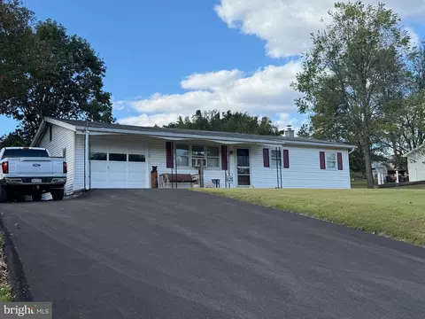 8 Princeton St, Duncannon, PA 17020
