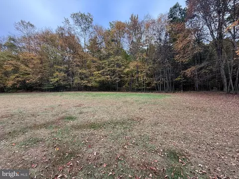 1158 Laurel Grv, New Bloomfield, PA 17068