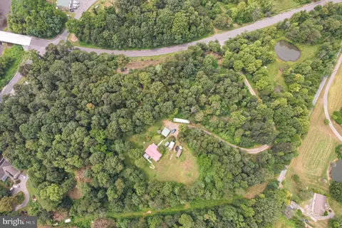 401 Weavers Mill Rd, Landisburg, PA 17040