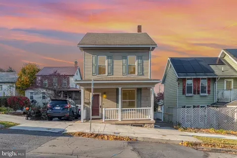 430 Market St, Newport, PA 17074
