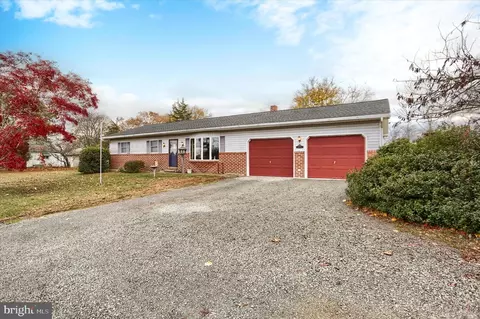 2751 Middle Rdg, Newport, PA 17074