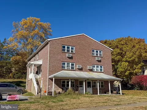 607 N High St, Duncannon, PA 17020