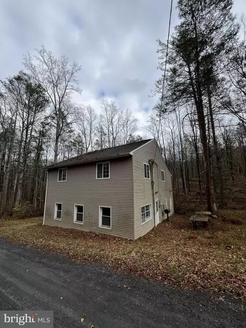 1092 Robinson Rd, Blain, PA 17006