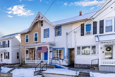 127 W Mcclure St, New Bloomfield, PA 17068