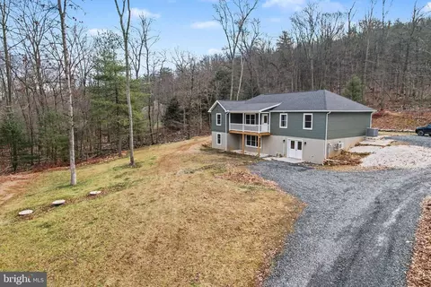 1296 Bower Rd, Shermans Dale, PA 17090
