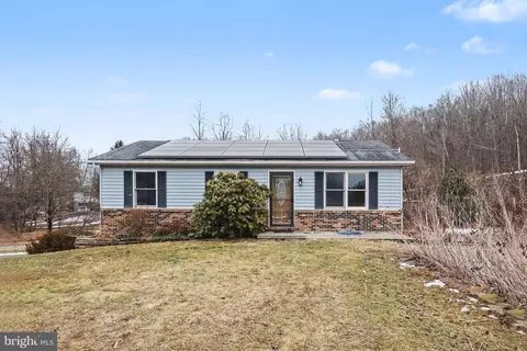 256 Lightner Rd, Landisburg, PA 17040