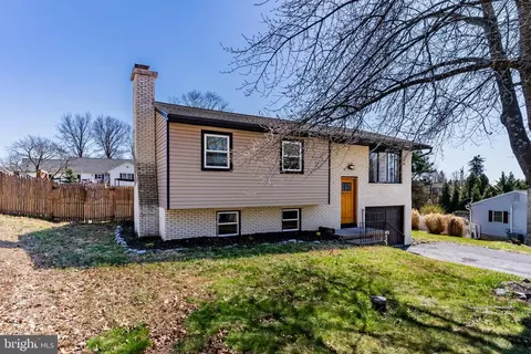 13 Craig Run Rd, Duncannon, PA 17020