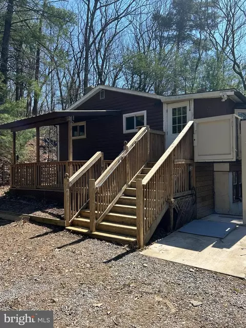 923 Dever Hollow Rd, Millerstown, PA 17062