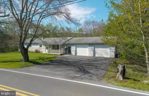 1769 New Valley Rd, Marysville, PA 17053