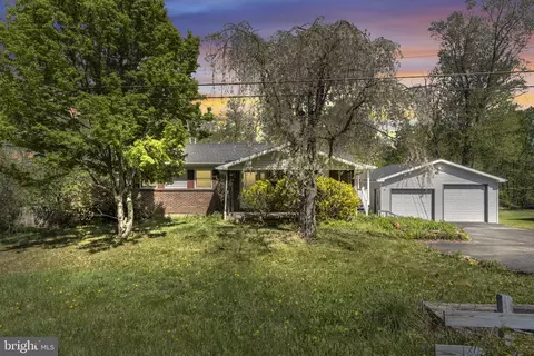 54 Loshes Run Rd, Duncannon, PA 17020