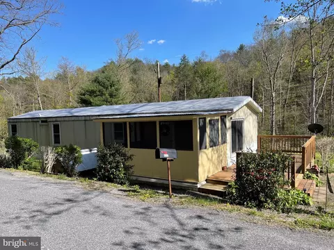 4217 Sugar Run Rd, Millerstown, PA 17062
