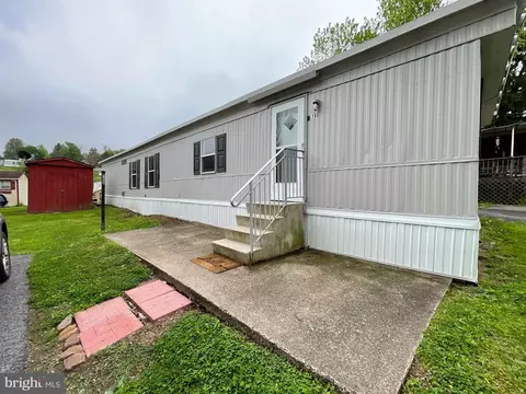 501 Windy Hill Rd #153, Shermans Dale, PA 17090