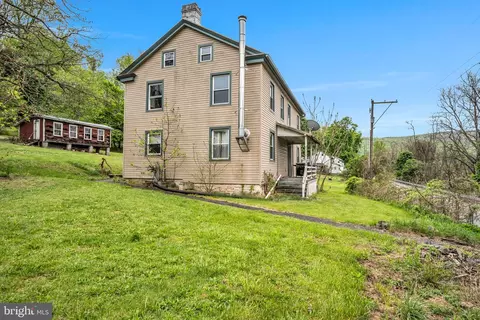 4865 Waggoners Gap Rd, Landisburg, PA 17040