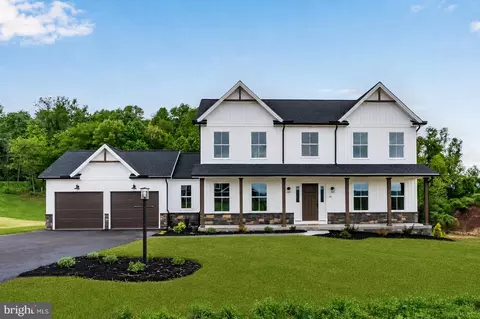56 Pinetree Dr, Duncannon, PA 17020