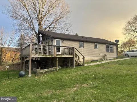 330 Faculty Rd, Duncannon, PA 17020