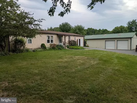 4 Kansas Rd, Landisburg, PA 17040