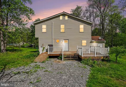 158 Shady Ln, Landisburg, PA 17040