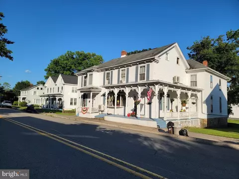 45 E Main St, New Bloomfield, PA 17068