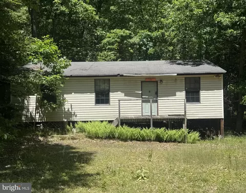 1387 Paradise Dr, Elliottsburg, PA 17024