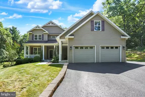 93 Franklin Ct, Loysville, PA 17047