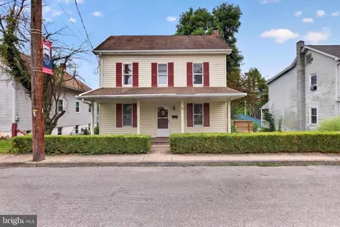 922 N High St, Duncannon, PA 17020