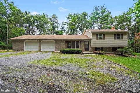 40 Montebello Rd, Duncannon, PA 17020