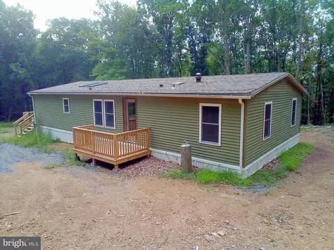 128 Wildcat Rd, Millerstown, PA 17062