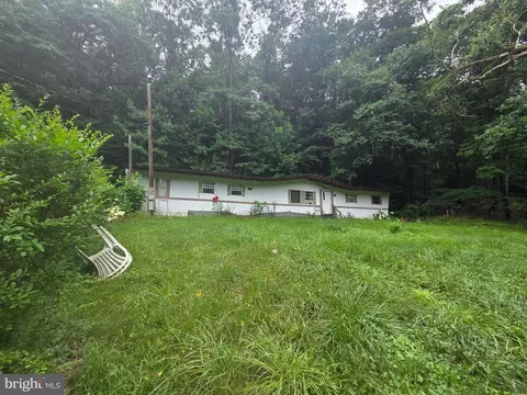 3588 Sugar Run Rd, Millerstown, PA 17062
