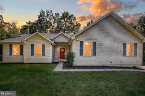 216 Greenwood Dr, Millerstown, PA 17062
