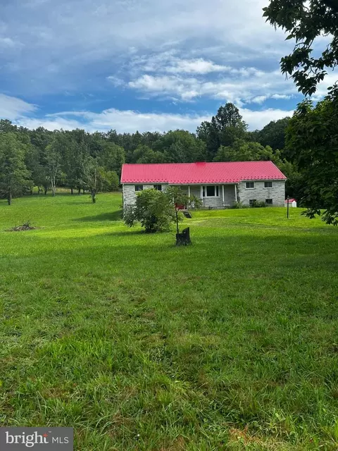 5157 Erly Rd, Elliottsburg, PA 17024