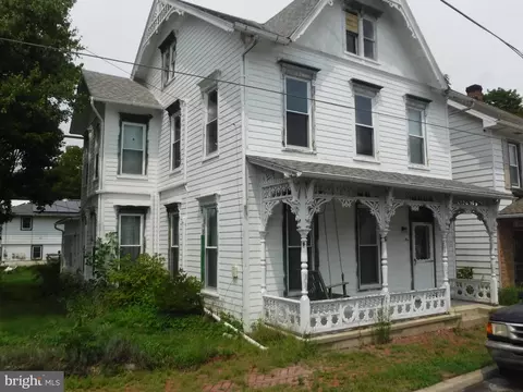 140 W Mcclure St, New Bloomfield, PA 17068