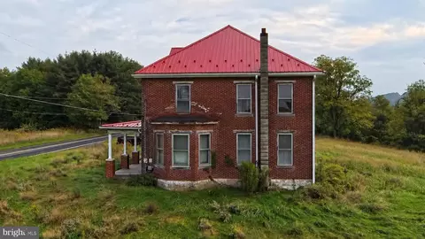 397 Pine Grove Rd, New Bloomfield, PA 17068