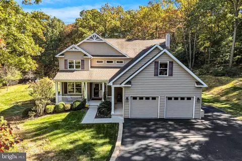93 Franklin Ct, Loysville, PA 17047