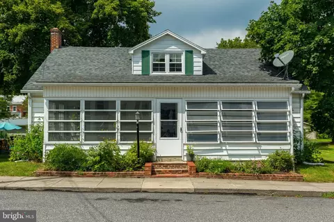 126 W Mcclure St, New Bloomfield, PA 17068
