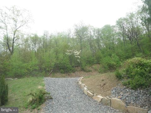 175 S 24th St, Pottsville, PA 17901