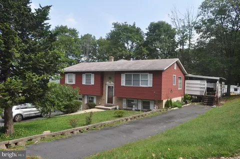 126 S 21st St, Pottsville, PA 17901