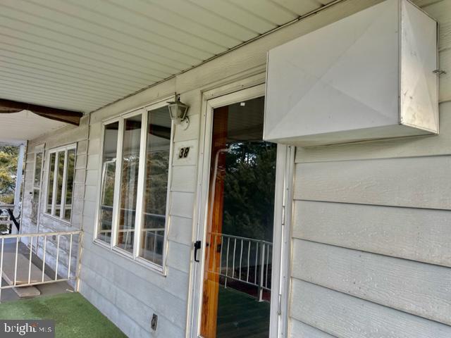  38 Forest Ln, Mary D, PA 17952 photo 2