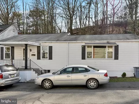 439 Laurel St, Minersville, PA 17954