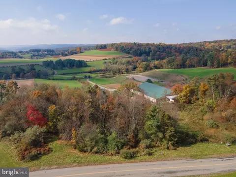 18 Ricks Road # 17, New Ringgold, PA 17960