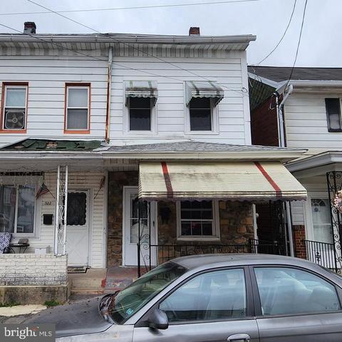 320 E Railroad St, Saint Clair, PA 17970